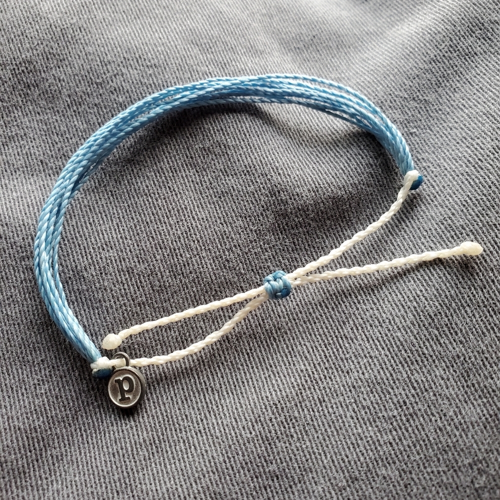 Pura Vida bracelet, blue with white